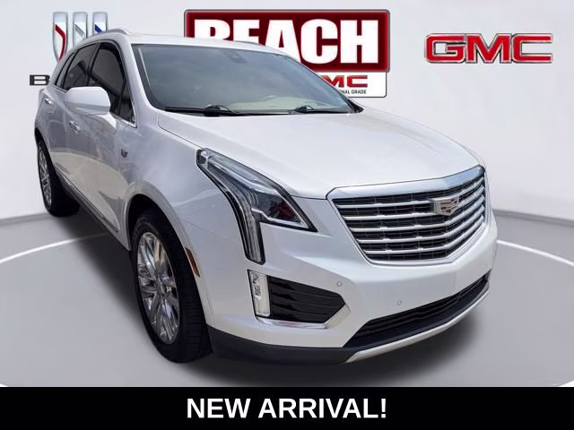 2017 Crystal White Tricoat Cadillac XT5 Platinum AWD SUV