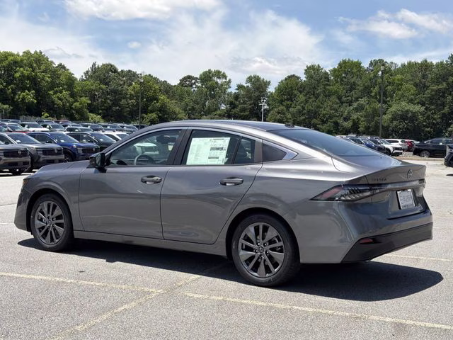 2026 Gun Metallic Nissan Sentra SL FWD Sedan