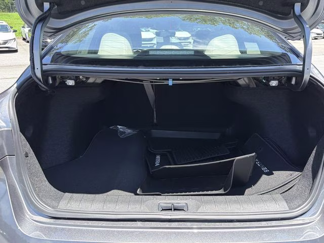 2026 Gun Metallic Nissan Sentra SL FWD Sedan