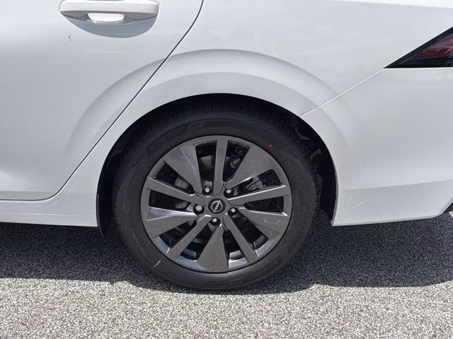 2026 Aspen White Tricoat Nissan Sentra SL FWD Sedan