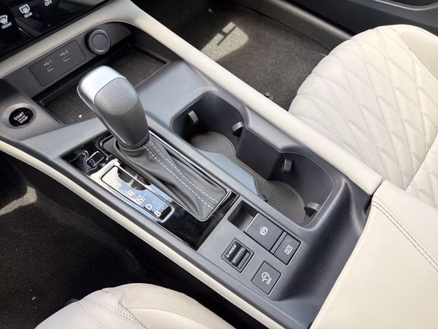 2026 Aspen White Tricoat Nissan Sentra SL FWD Sedan