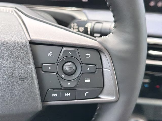 2026 Aspen White Tricoat Nissan Sentra SL FWD Sedan