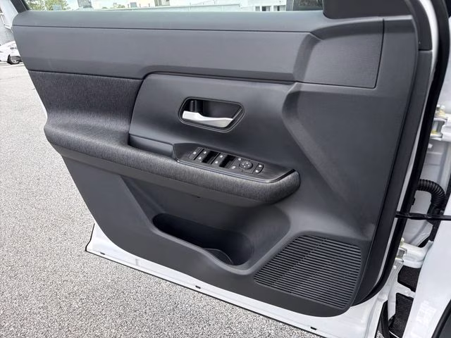 2026 Aspen White/Super Black Nissan Kicks SV AWD SUV