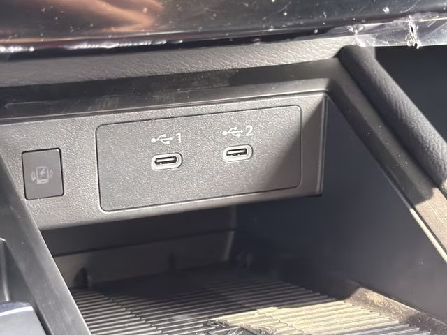 2026 Canyon Bronze Metallic Nissan Kicks SR AWD SUV
