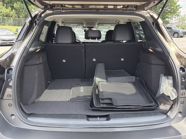 2026 Canyon Bronze Metallic Nissan Kicks SR AWD SUV