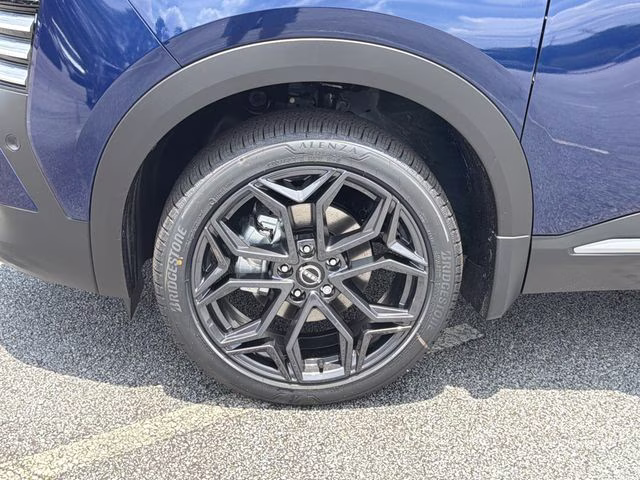 2026 Deep Blue Pearl Nissan Kicks SR AWD SUV
