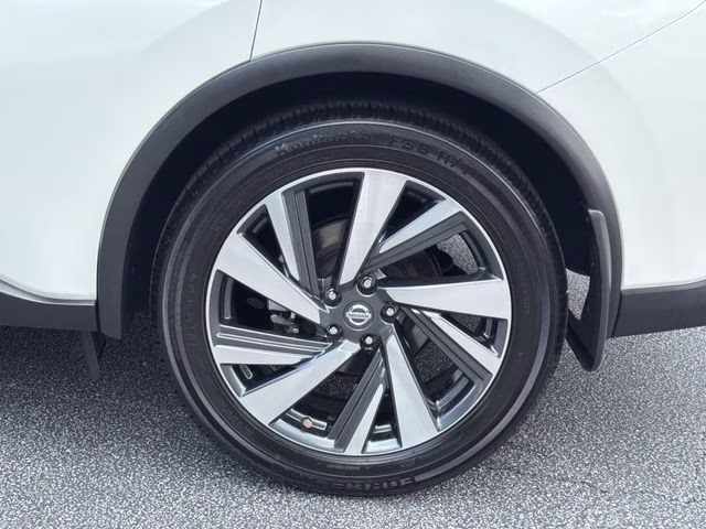 2016 Pearl White Nissan Murano Platinum FWD SUV