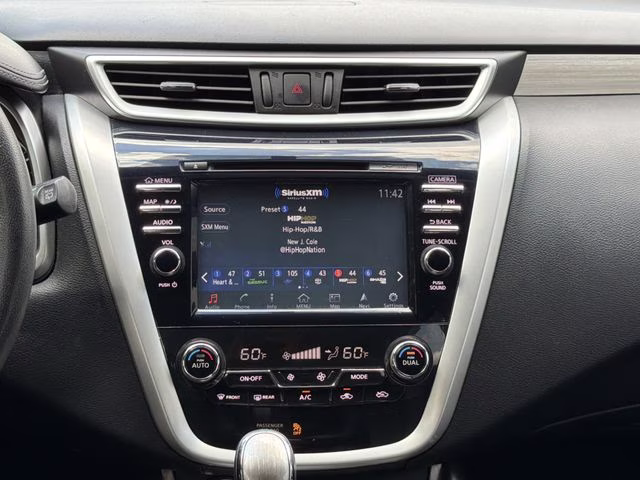 2016 Pearl White Nissan Murano Platinum FWD SUV