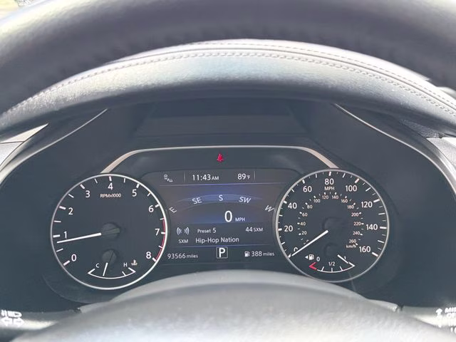 2016 Pearl White Nissan Murano Platinum FWD SUV
