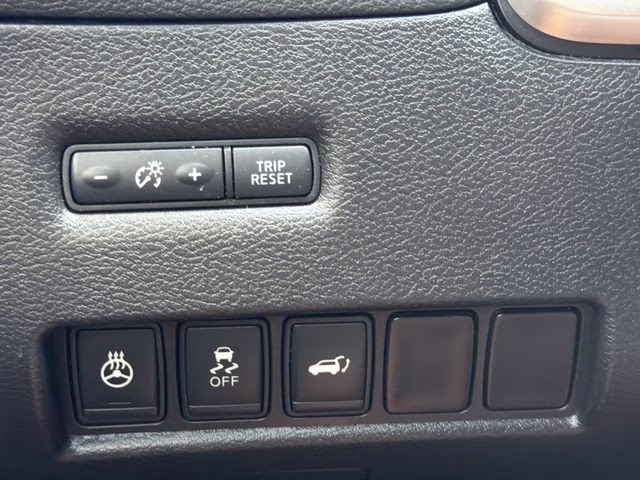2016 Pearl White Nissan Murano Platinum FWD SUV