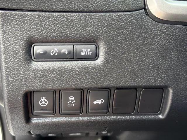 2016 Pearl White Nissan Murano Platinum FWD SUV