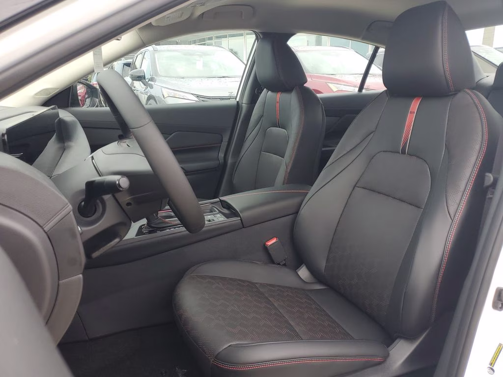 2026 Aspen White/Super Black Nissan Sentra SR FWD Sedan