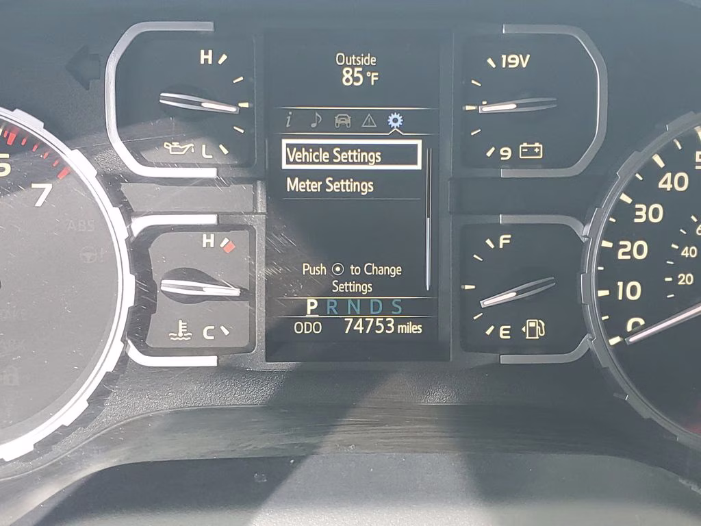 2021 Magnetic Gray Metallic Toyota Tundra SR5 4X4 Truck