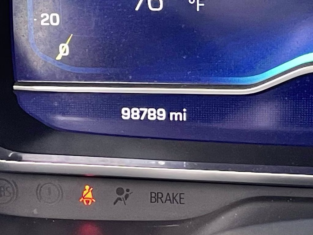 2023 Summit White Chevrolet Suburban Premier 4X4 SUV
