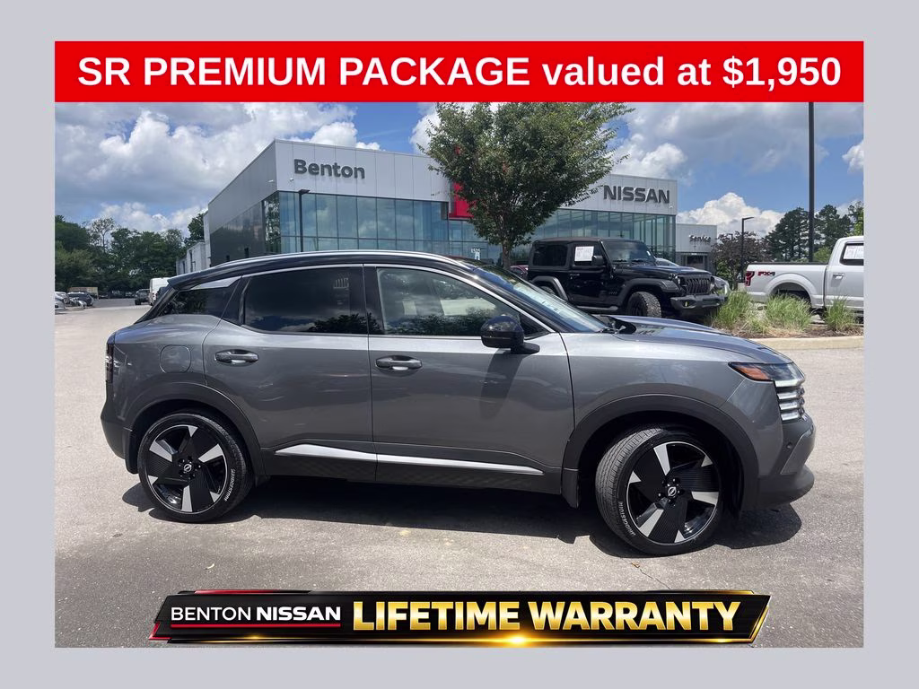 2025 Gun Metallic/Super Black Nissan Kicks SR AWD SUV