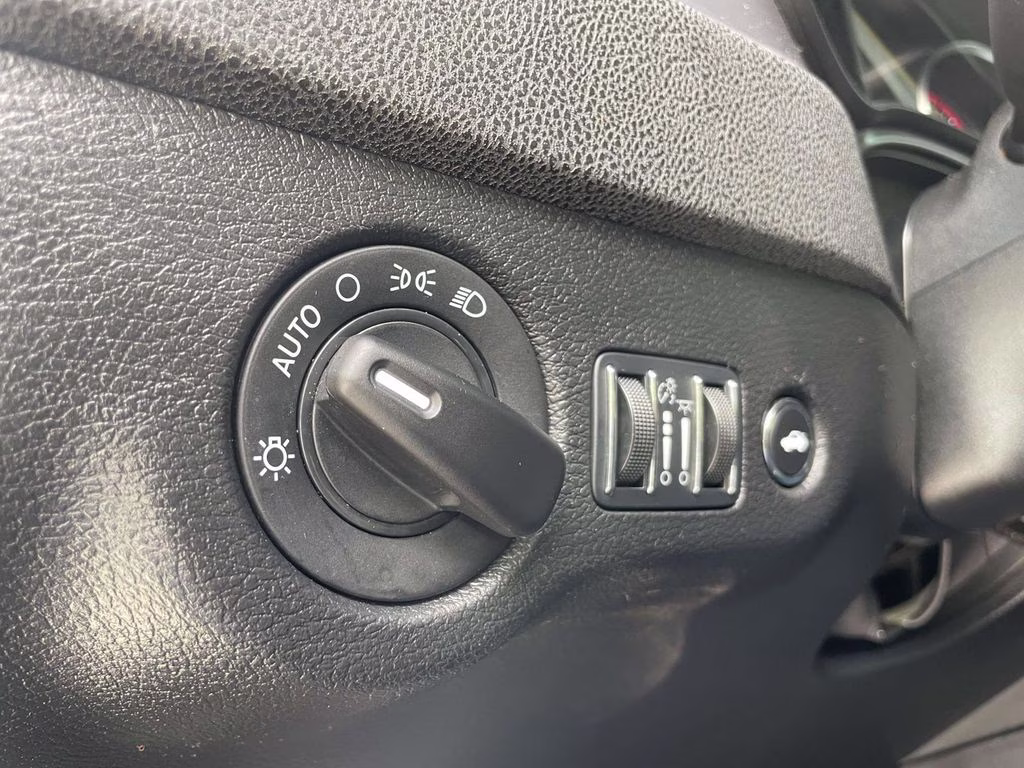 2023 Pitch Black Clearcoat Dodge Charger GT RWD Sedan