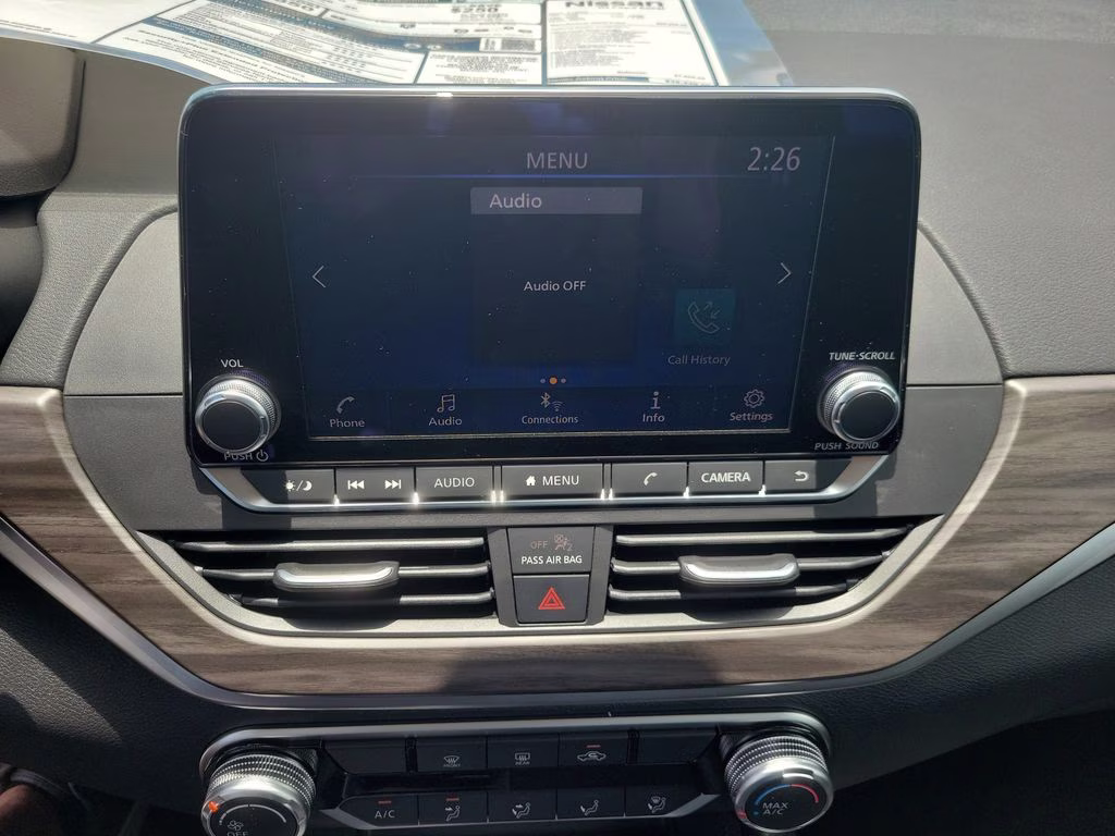 2026 Pearl White Tricoat Nissan Altima 2.5 SV FWD Sedan