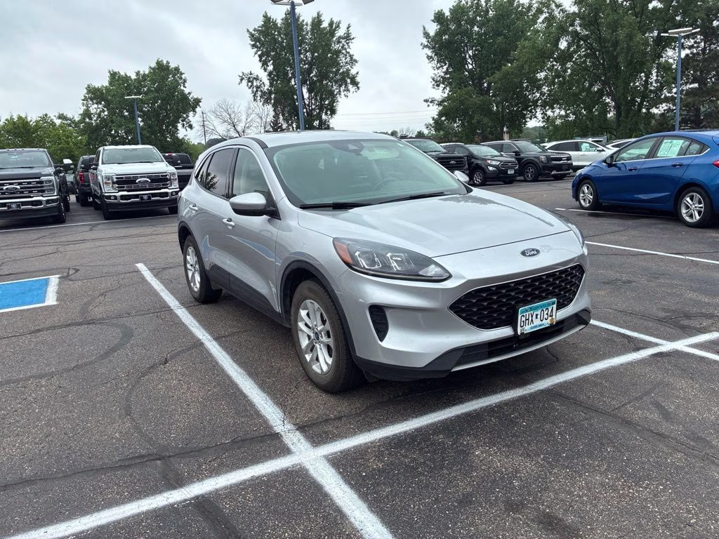2020 Ingot Silver Ford Escape SE w/Adaptive Cruise & Co-Pilot 360 Assist AWD SUV