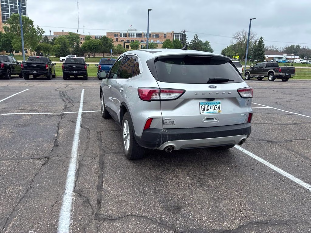 2020 Ingot Silver Ford Escape SE w/Adaptive Cruise & Co-Pilot 360 Assist AWD SUV