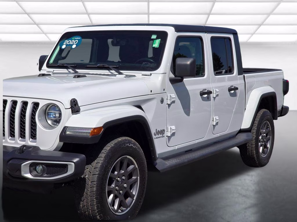 2020 Bright White Clearcoat Jeep Gladiator Overland 4X4 Truck