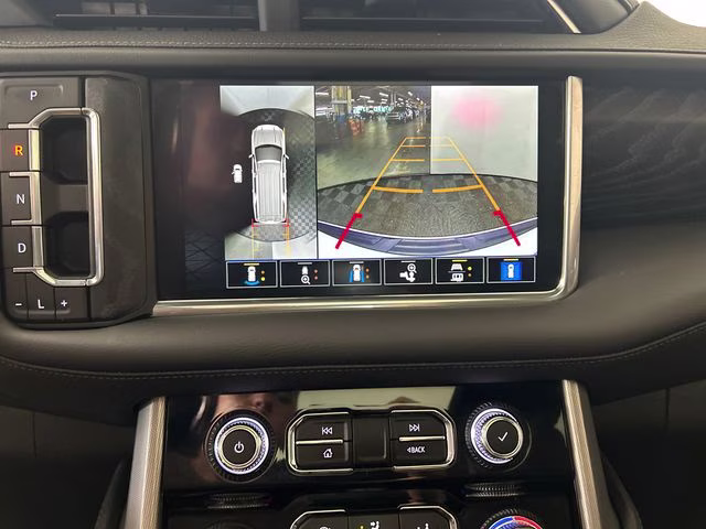 2022 Summit White GMC Yukon XL Denali 4X4 SUV