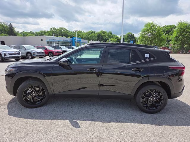 2026 Mosaic Black Metallic Chevrolet Trax LT FWD SUV