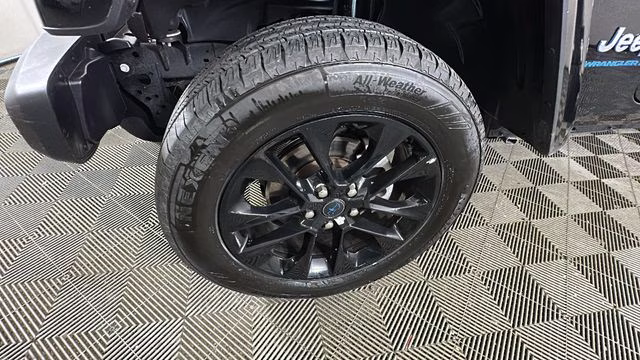 2024 Black Clearcoat Jeep Wrangler Sahara 4xe 4X4 SUV