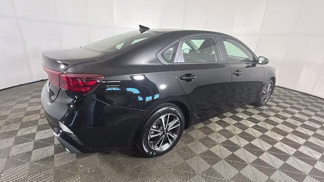 2024 Aurora Black Pearl Kia Forte LXS FWD Sedan