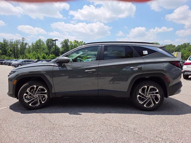 2026 Hampton Gray Hyundai Tucson SEL Plus AWD SUV