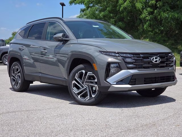 2026 Hampton Gray Hyundai Tucson SEL Plus AWD SUV
