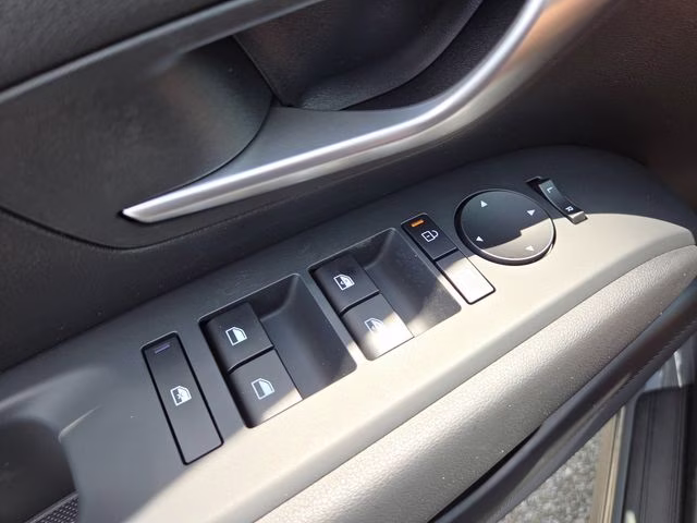 2026 Hampton Gray Hyundai Tucson SEL Plus AWD SUV
