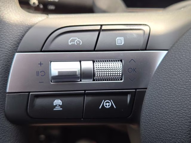 2026 Hampton Gray Hyundai Tucson SEL Plus AWD SUV