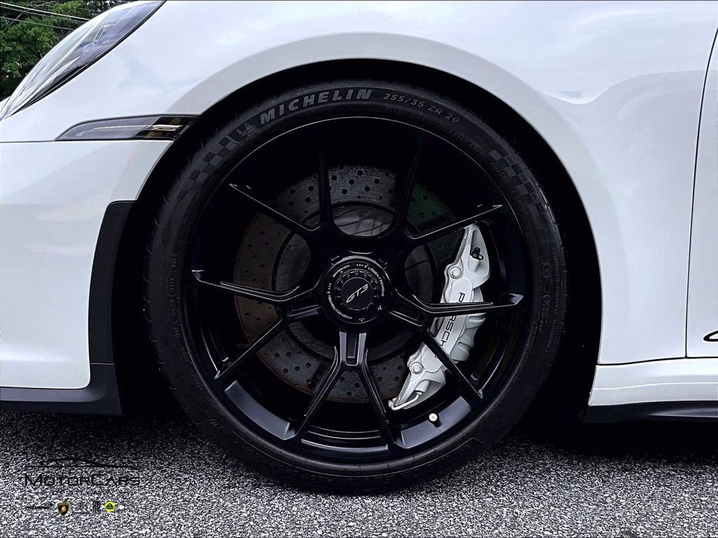 2022 White Porsche 911 GT3 Carbon Fiber Roof RWD Coupe