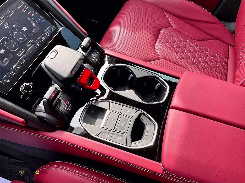 2024 New Bianco Monocerus Matt Lamborghini Urus S AWD SUV