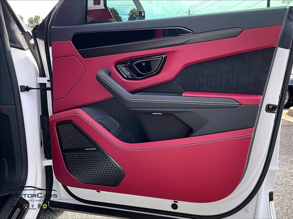 2024 New Bianco Monocerus Matt Lamborghini Urus S AWD SUV