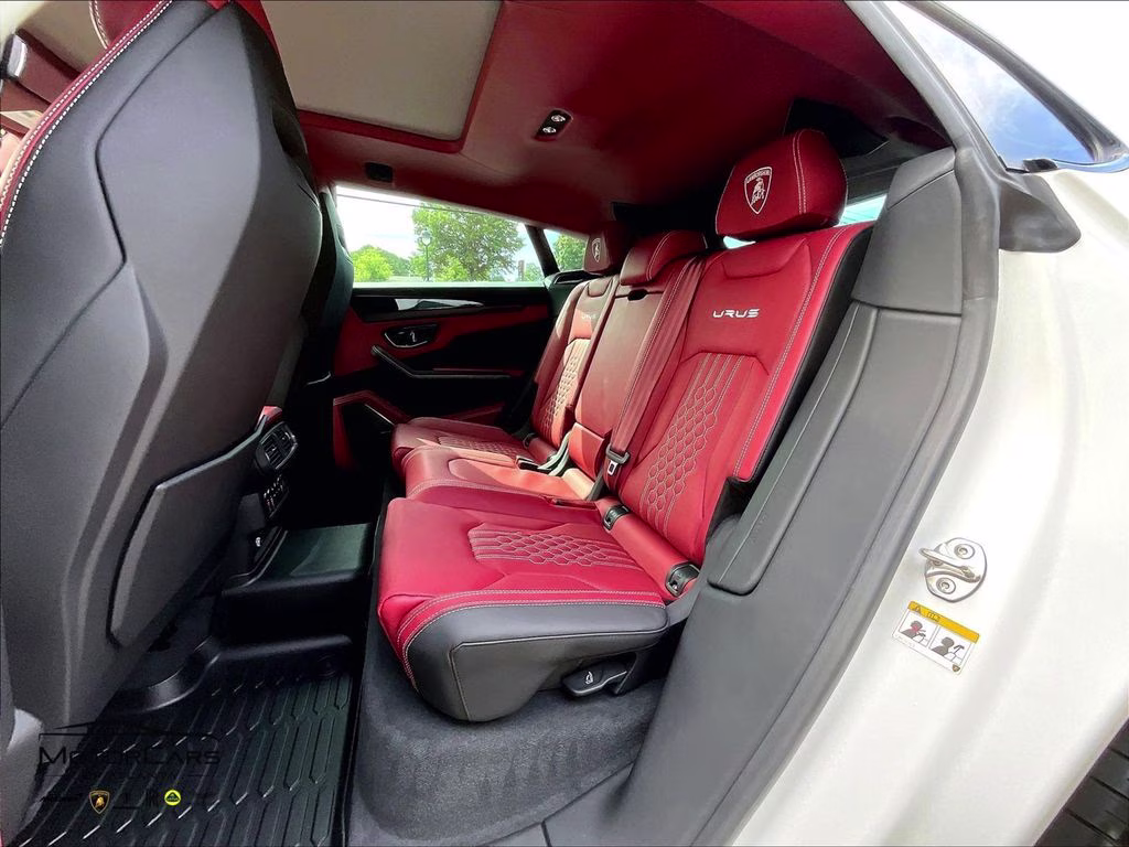 2024 New Bianco Monocerus Matt Lamborghini Urus S AWD SUV