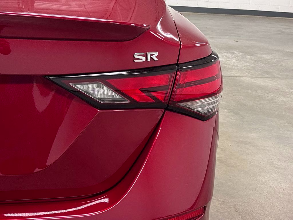 2022 Scarlet Ember Tintcoat Nissan Sentra SR FWD Sedan
