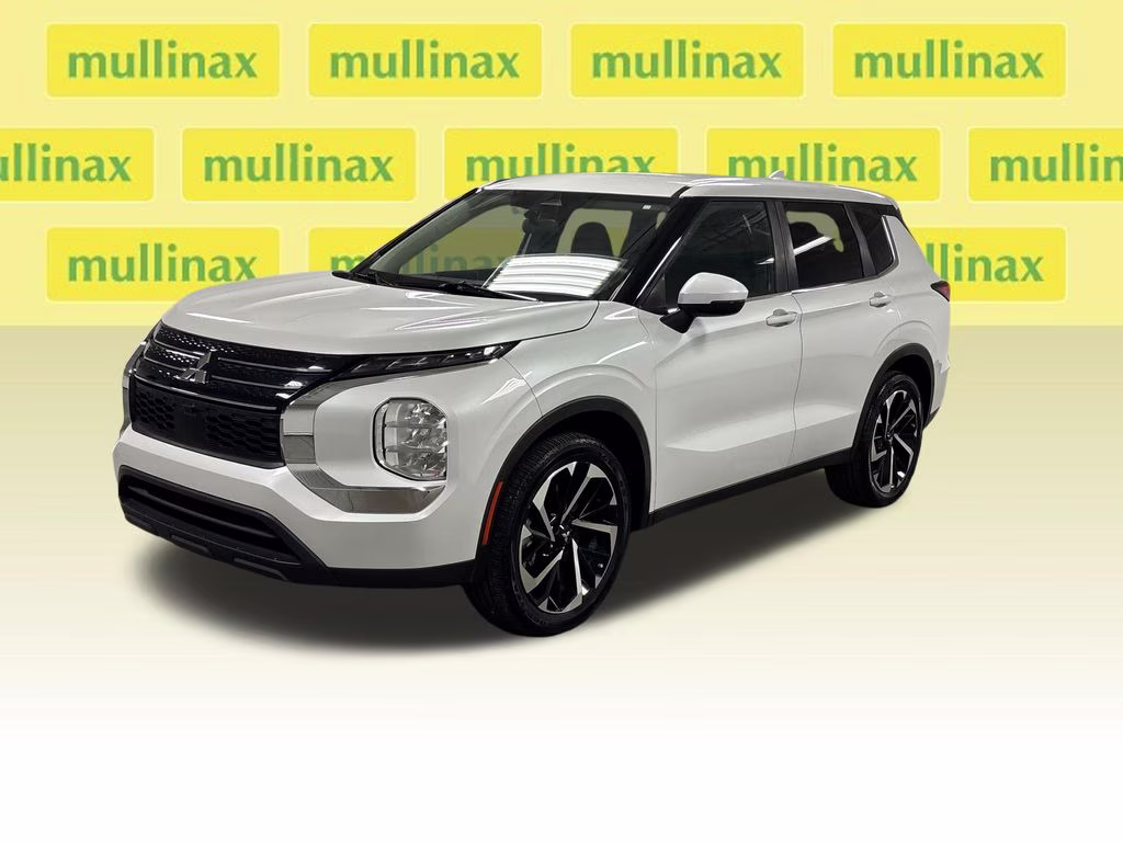 2022 White Diamond Mitsubishi Outlander ES FWD SUV