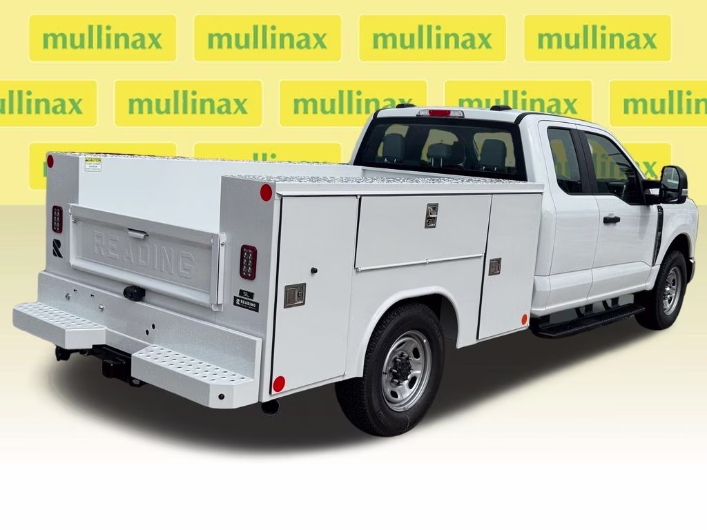 2026 Oxford White Ford Super Duty F-250 SRW XL RWD Truck
