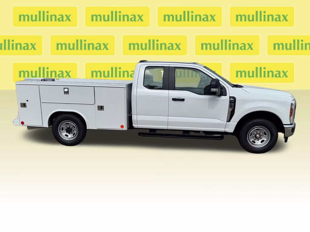 2026 Oxford White Ford Super Duty F-250 SRW XL RWD Truck