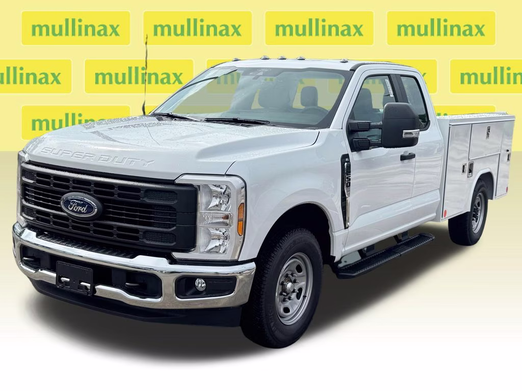 2026 Oxford White Ford Super Duty F-250 SRW XL RWD Truck
