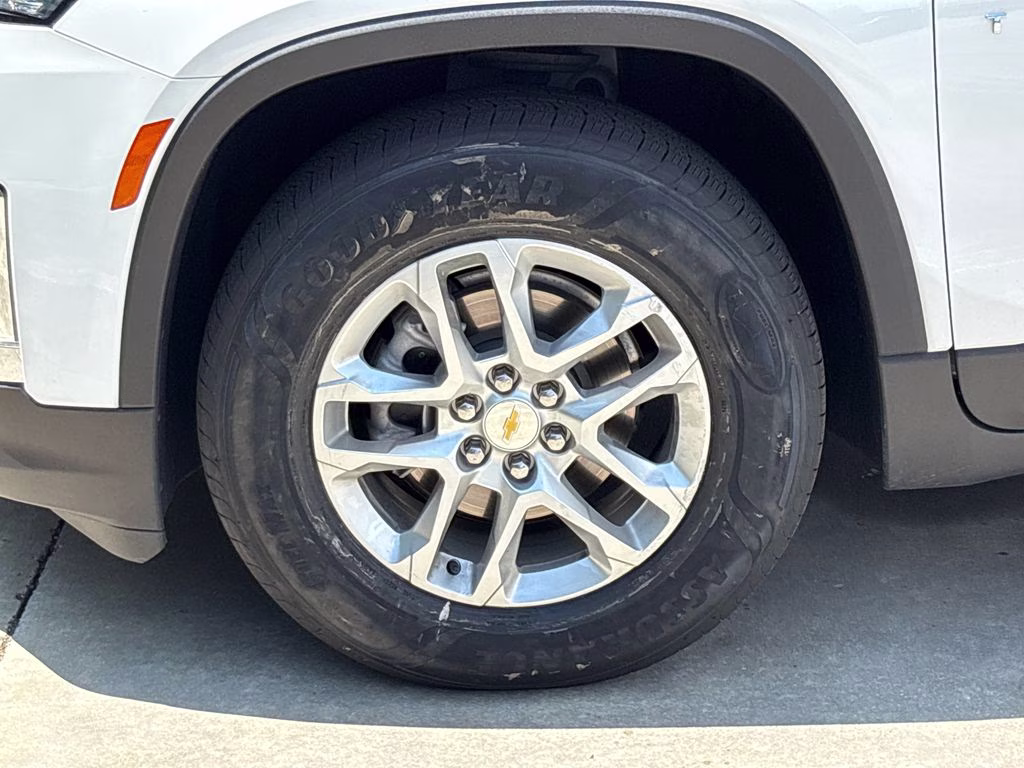 2023 Summit White Chevrolet Traverse LS FWD SUV
