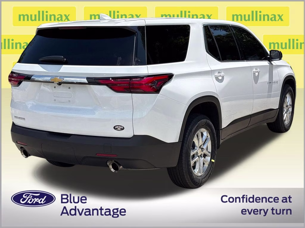 2023 Summit White Chevrolet Traverse LS FWD SUV