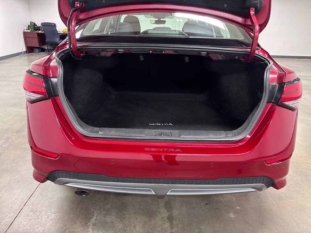 2022 Scarlet Ember Tintcoat Nissan Sentra SR FWD Sedan