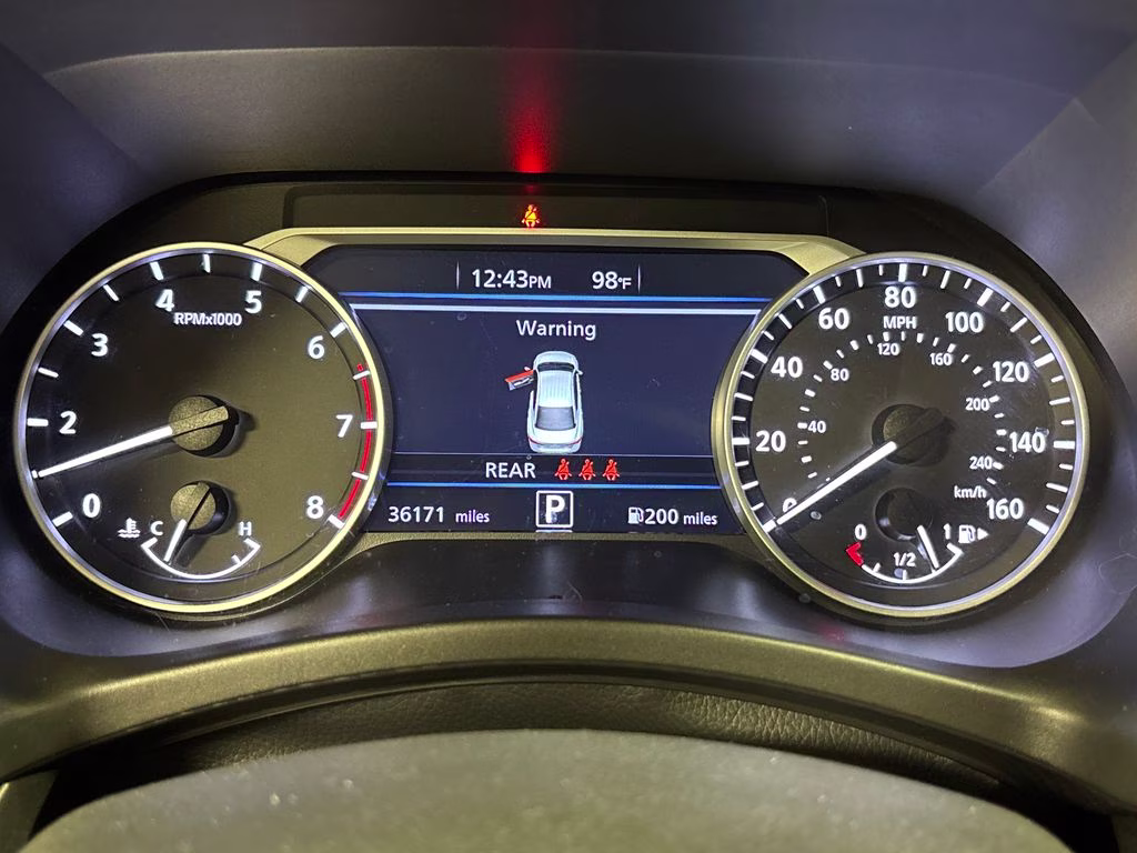 2022 Scarlet Ember Tintcoat Nissan Sentra SR FWD Sedan