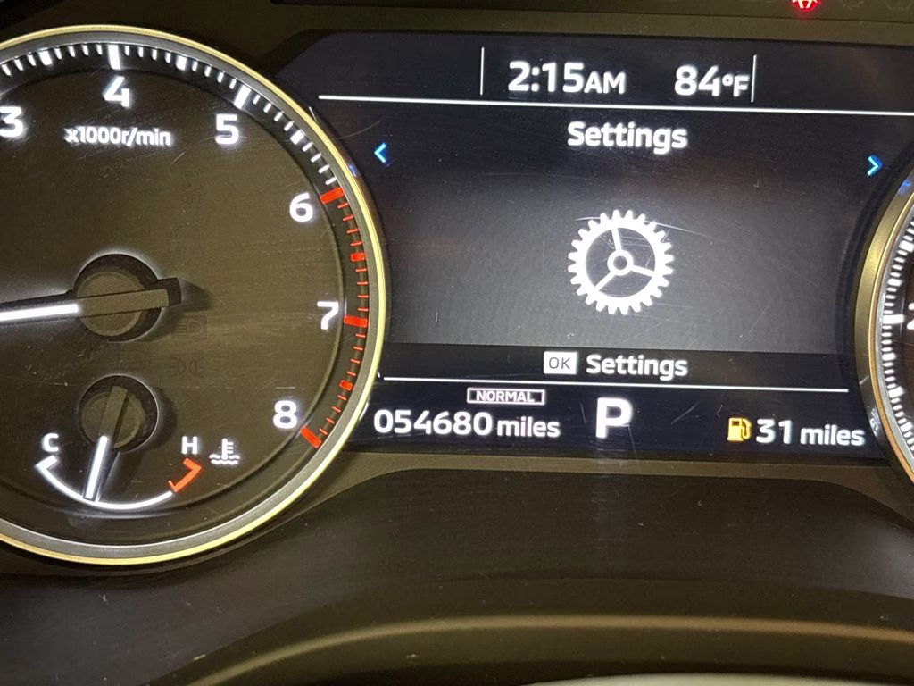2022 White Diamond Mitsubishi Outlander ES FWD SUV