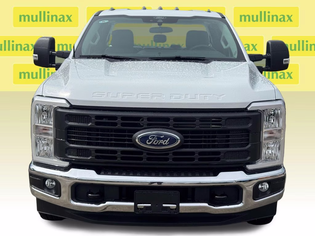 2026 Oxford White Ford Super Duty F-250 SRW XL RWD Truck