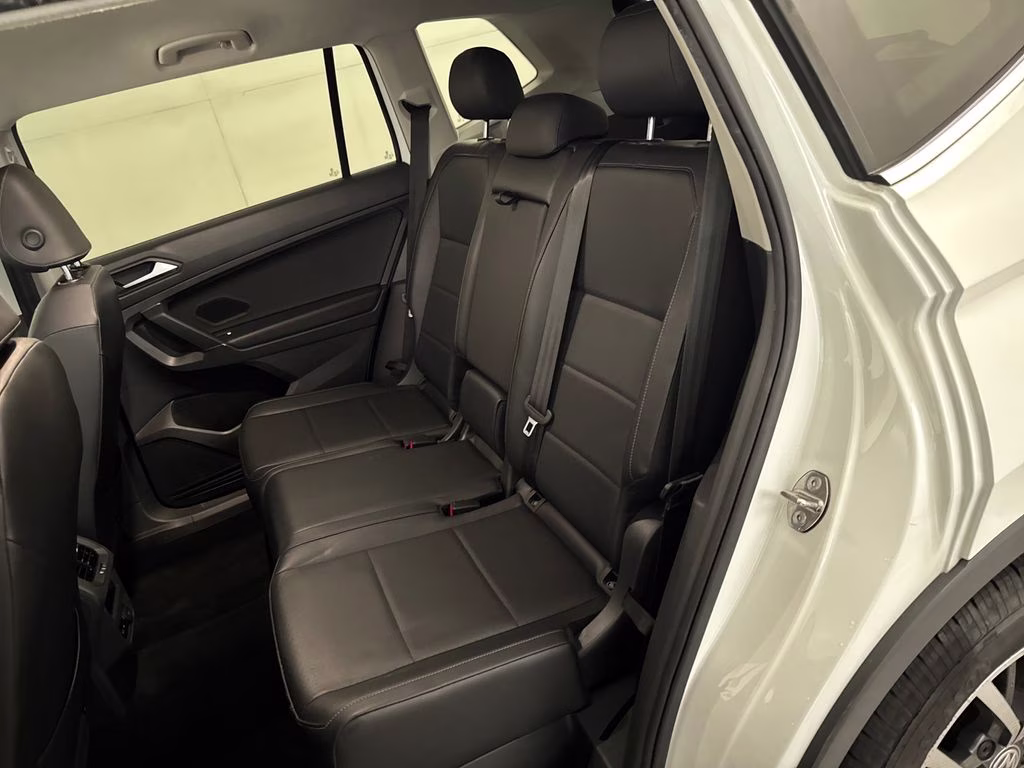 2020 Pure White Volkswagen Tiguan 2.0T SE AWD SUV