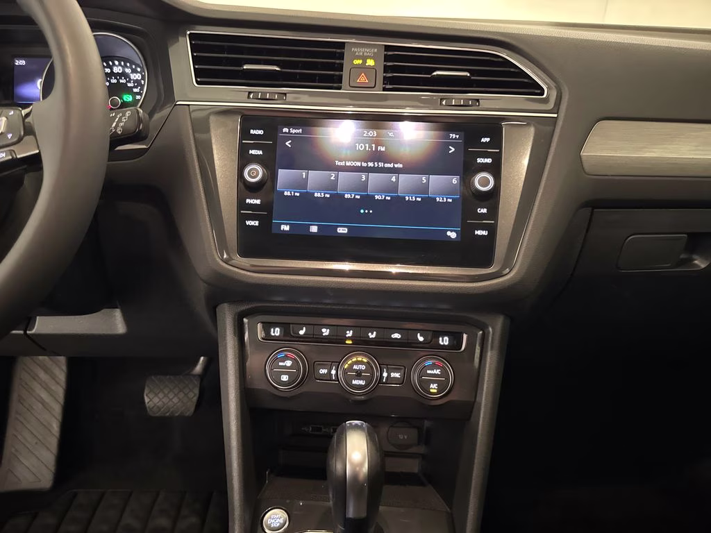 2020 Pure White Volkswagen Tiguan 2.0T SE AWD SUV