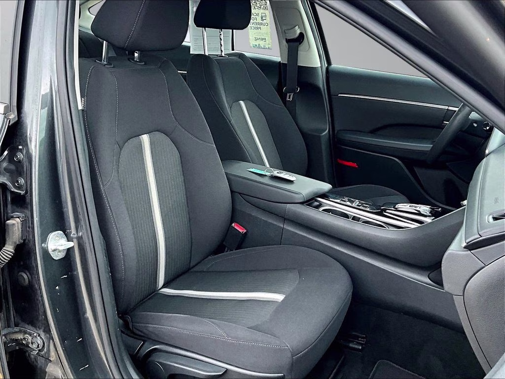 2023 Portofino Gray Hyundai Sonata SEL FWD Sedan